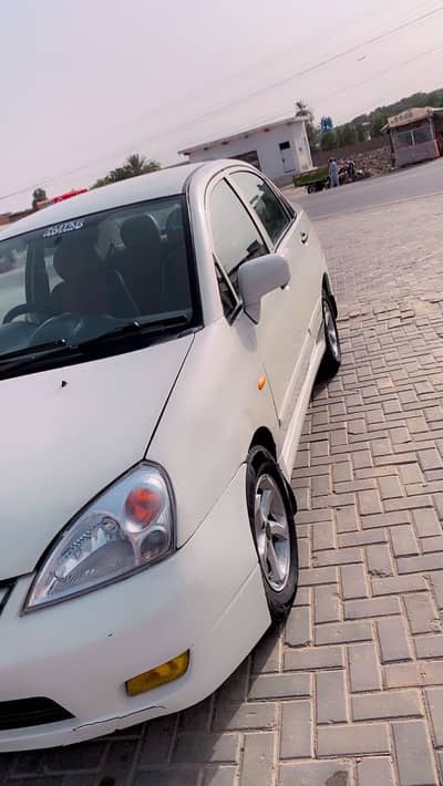 Suzuki liana 7 model
