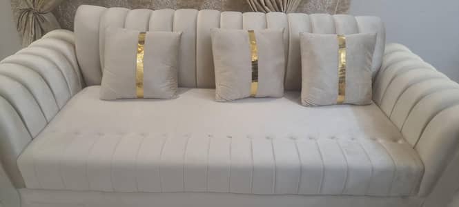 6 seater sofa set just 3 to 4 month used