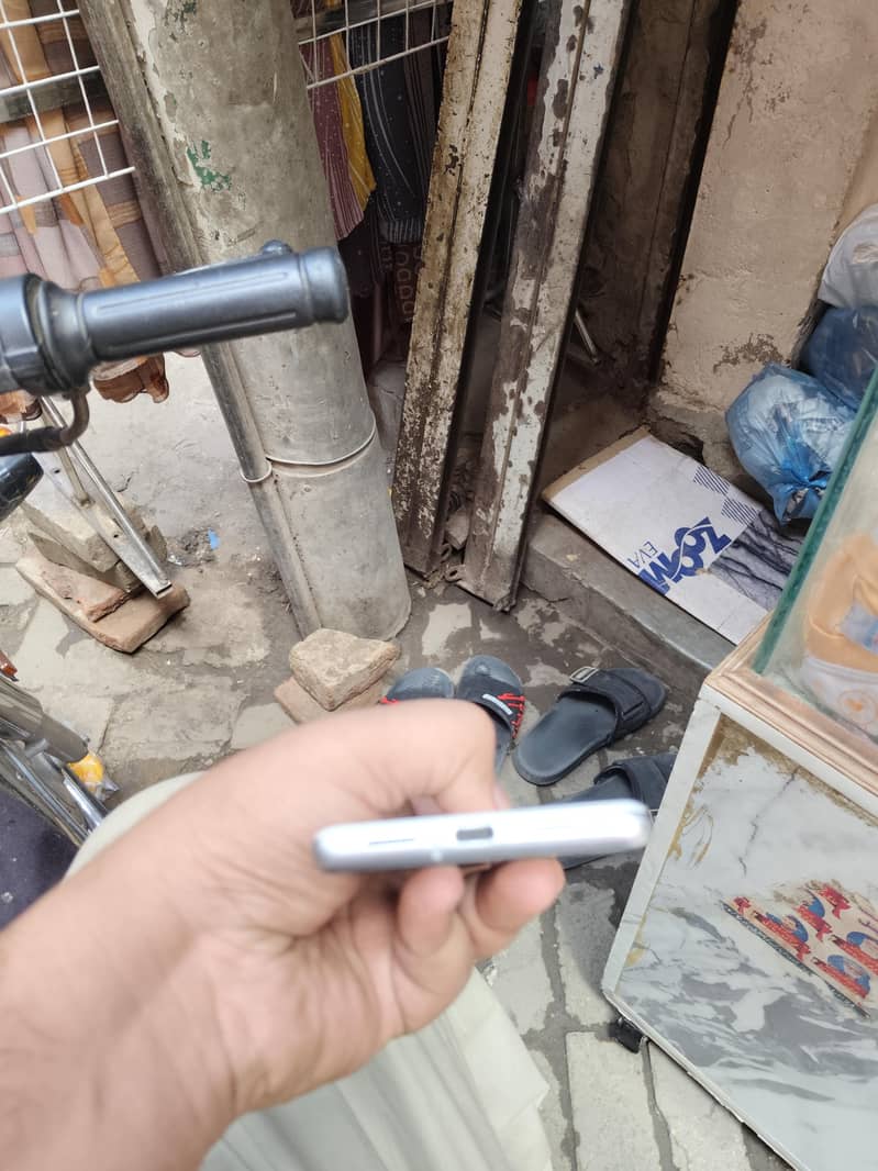 Google Pixel 7 3