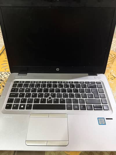 Hp ELITE BOOK 840g3 i5 6th, 8gb ram 256gb nvmv