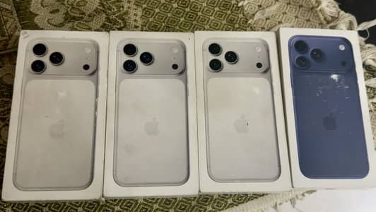 17 PM 256gb Silver & Blue Box Pack