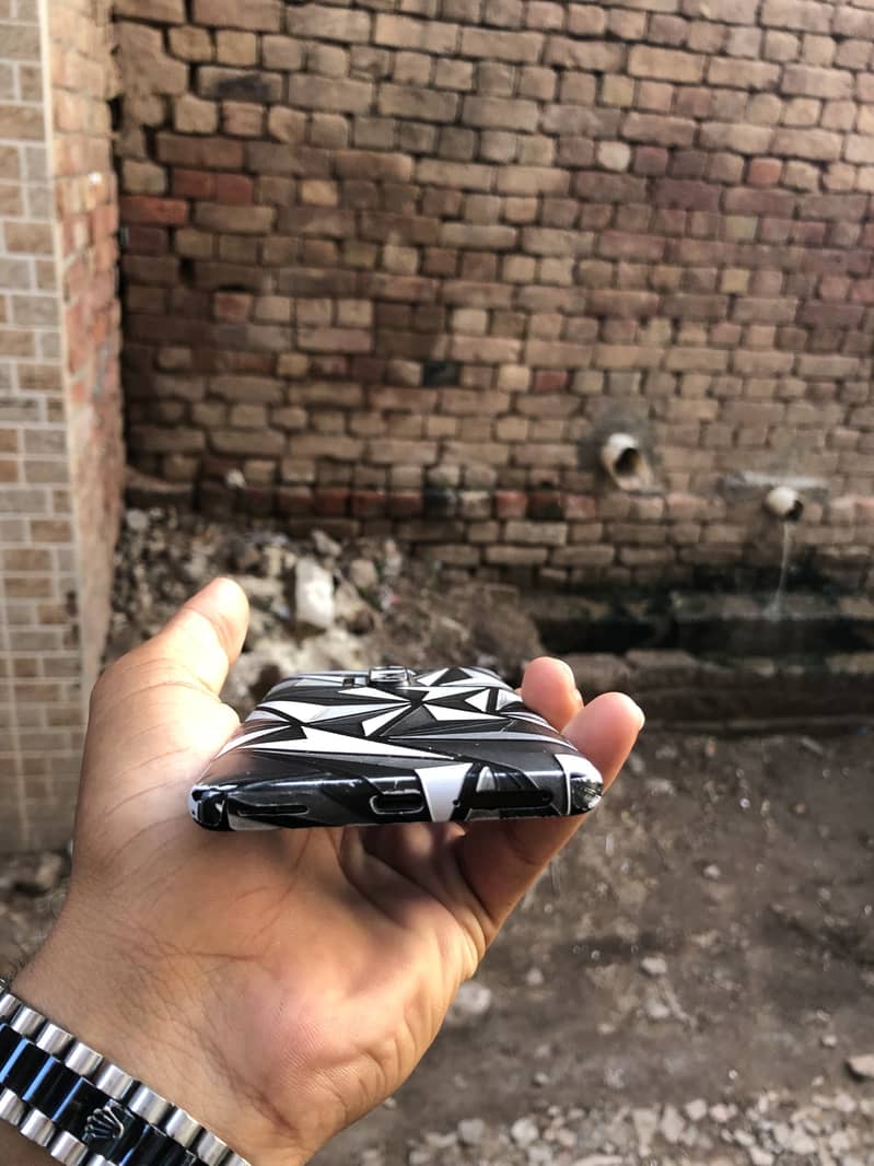 One Plus 8 Pro 4