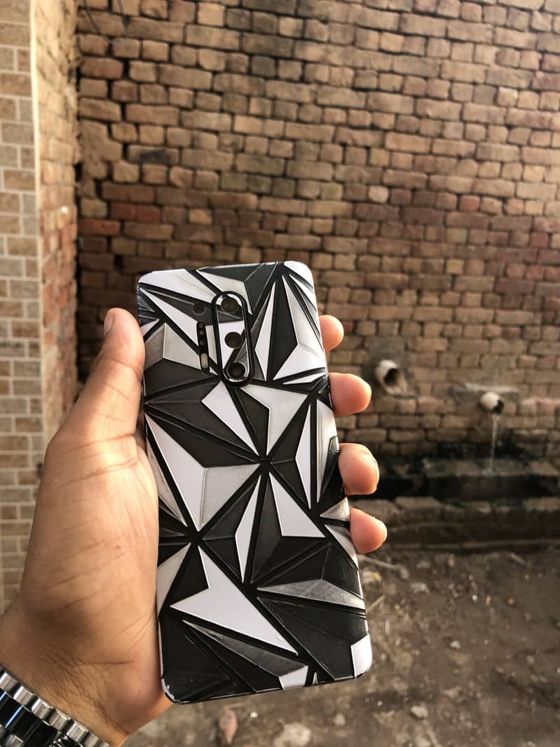 One Plus 8 Pro 5