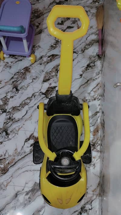 yellow car