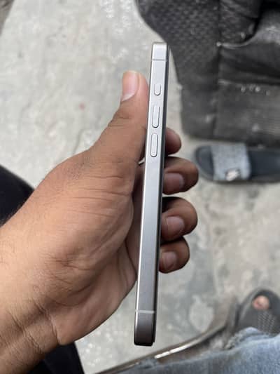 Apple iPhone 15 Pro