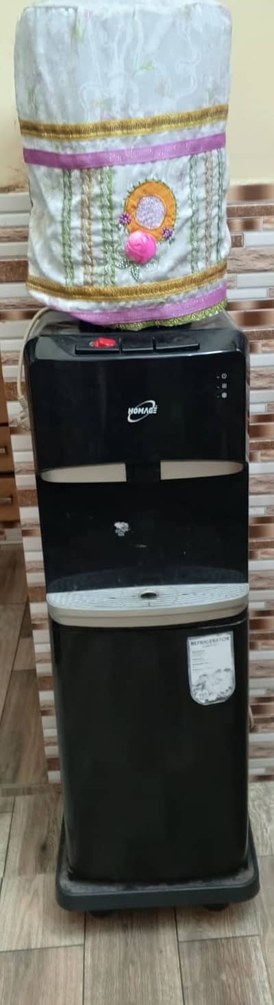 Homage Dispenser with Small Refrigerator