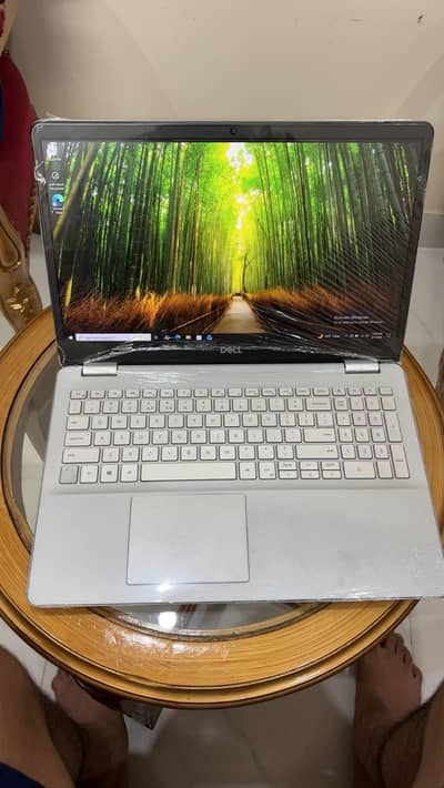 Dell Inspiron 5584