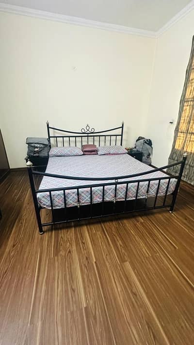 Iron Bedset