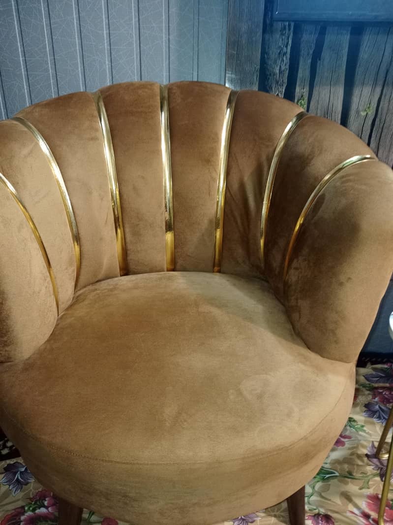 two chairs 1