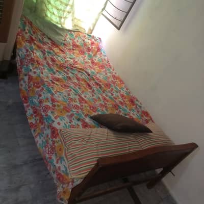 Singel Wood Bed