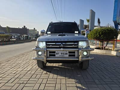 Mitsubishi Pajero Mini 2010 and register 2017