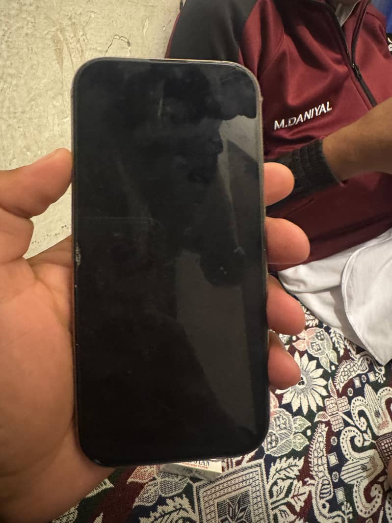 iphone 16 pro 1