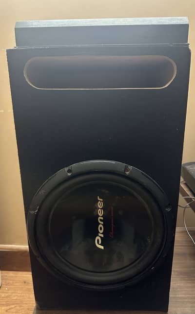 Orignal Pioneer subwoofer with rockmars amplifier