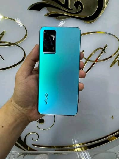 03237004371 vivo v23e 5G 12/128 super AMOLED HDR+ Indisplay finger ok.