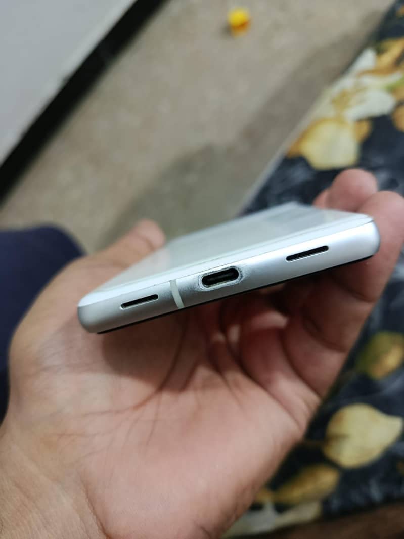 Google Pixel 7a 8