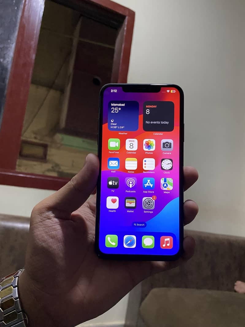 iphone 11 pro max 1