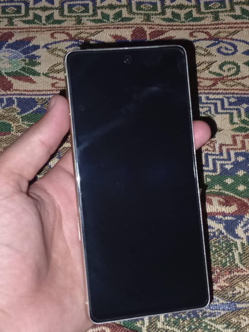 Google Pixel 7 5