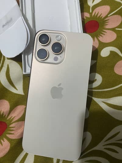 Apple iPhone 16 Pro Max