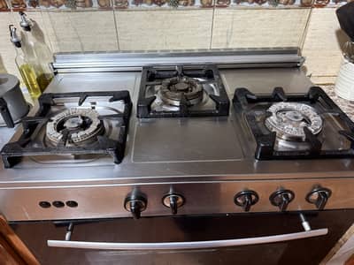 COOKING RANGE FOR SALE