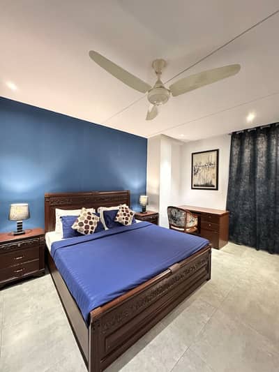 1 Bedroom Luxury Furnished Apartment is Available for Rent in Bahria Town Lahore