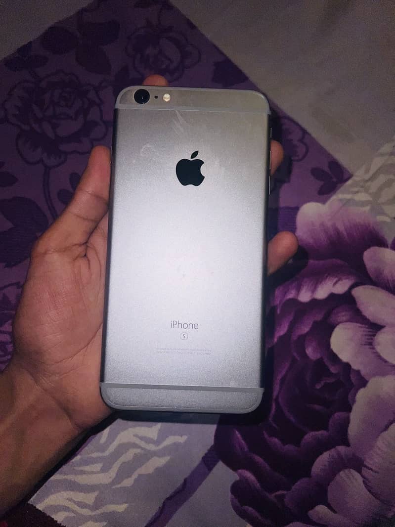 Apple iPhone 6S Plus 0