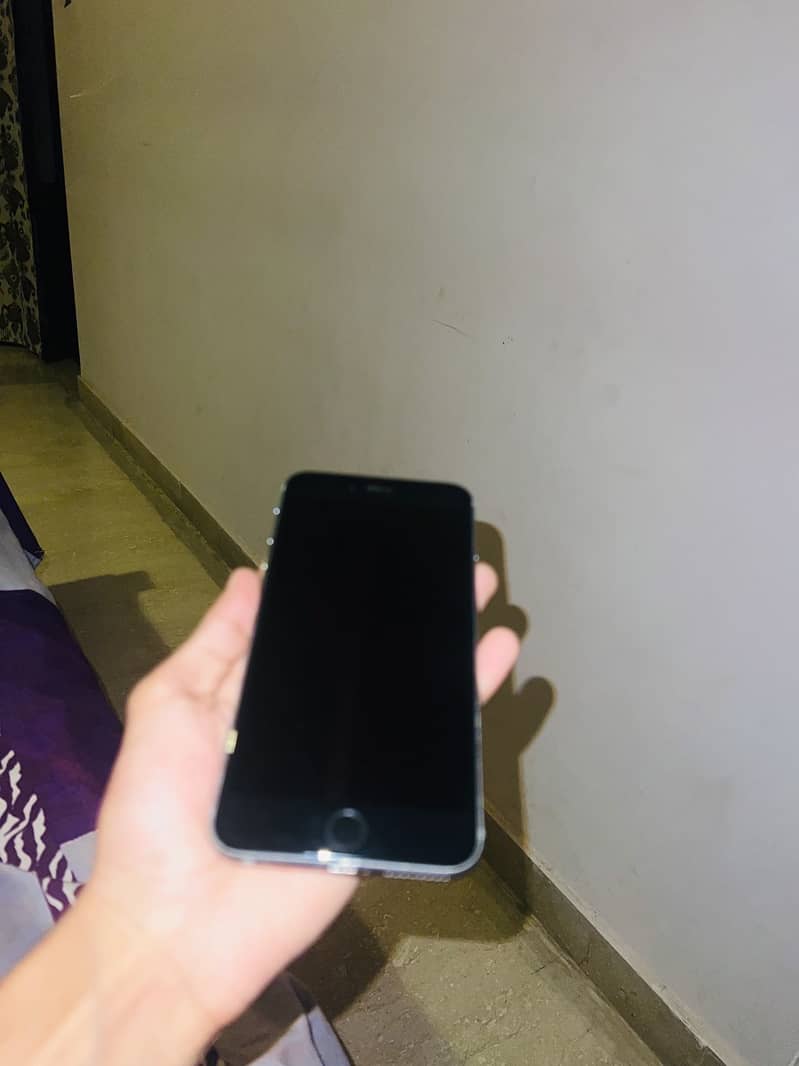 Apple iPhone 6S Plus 1
