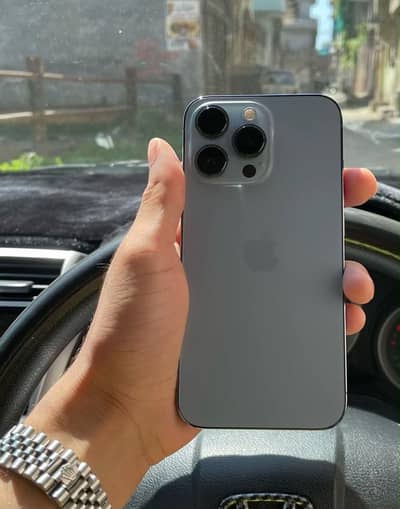 Apple iPhone 13 Pro