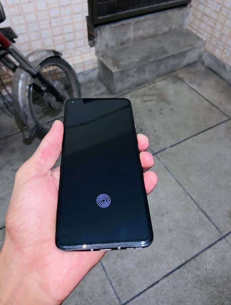 One Plus 8T 7