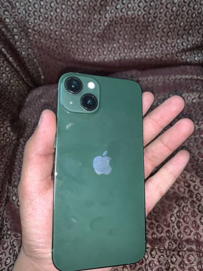 Apple iPhone 13