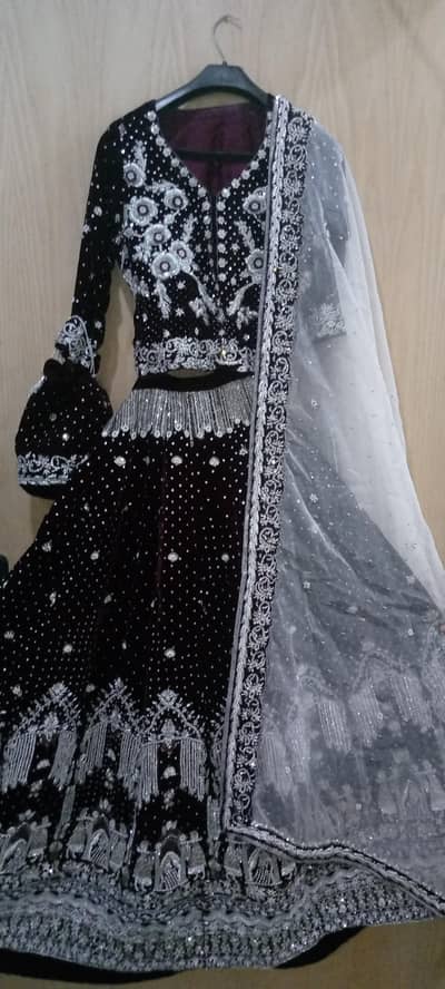 Bridal lehnga Fully hand work