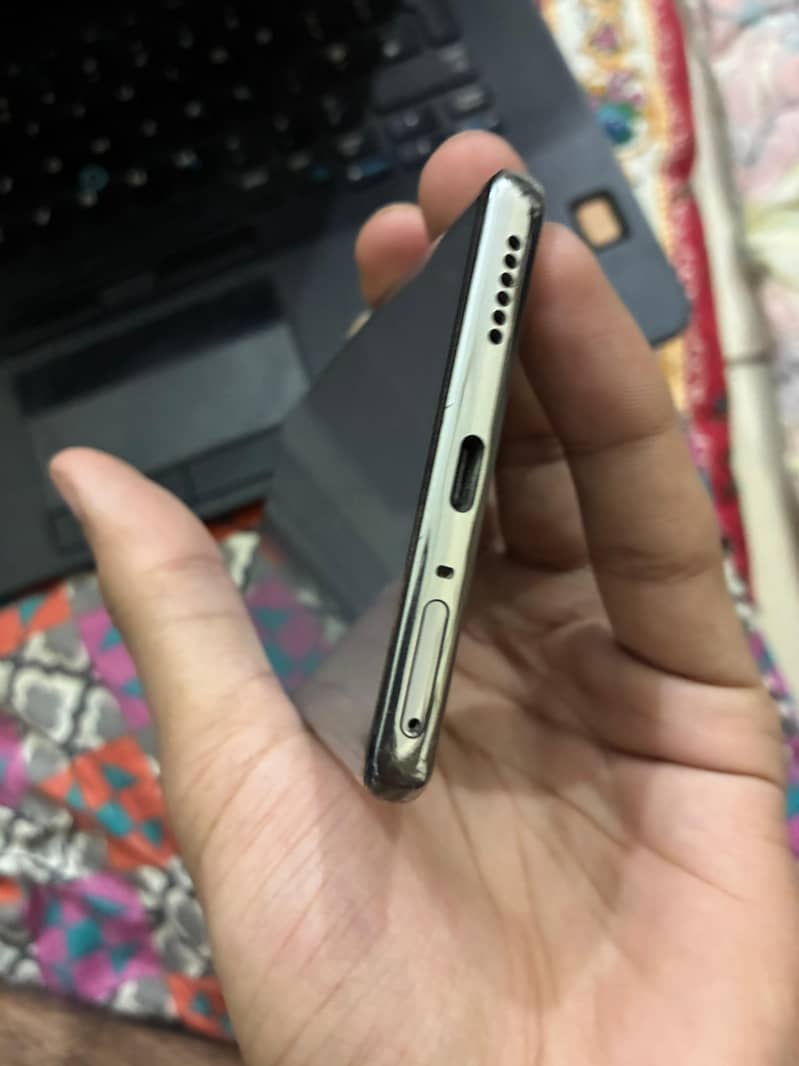 Tecno CAMON 40 Pro 5