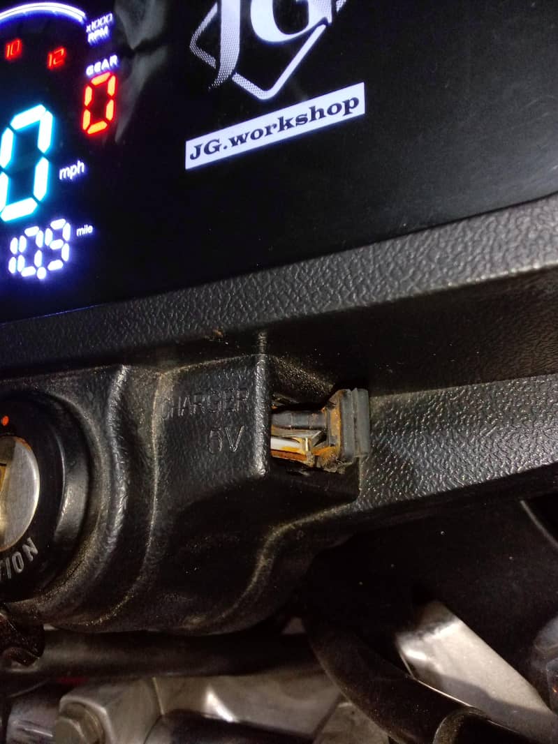 125 Digital speedometer 1