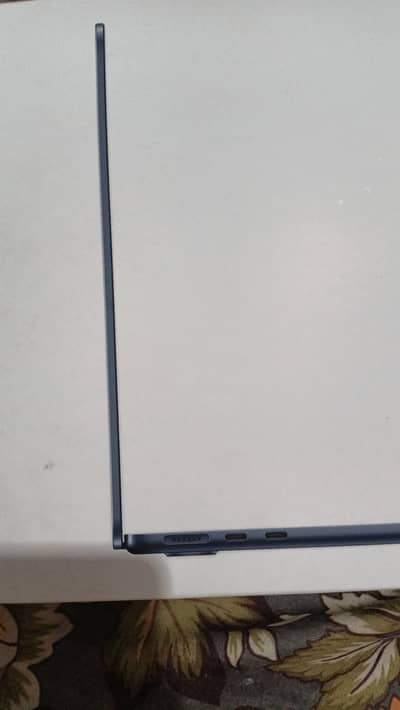 Macbook Air 13” & 15” 16/512