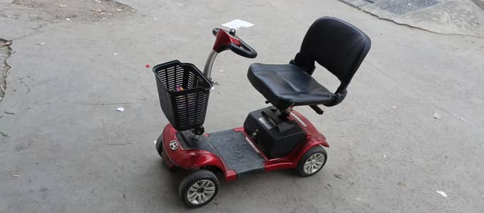 electric scooter with lithium battery