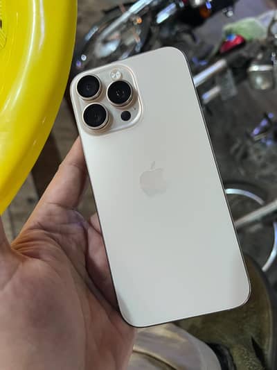 Apple iPhone 16 Pro Max 1TB