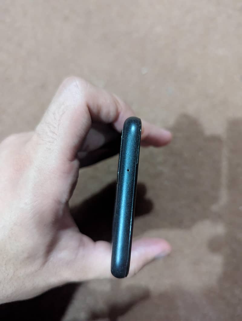 Google Pixel 5 4