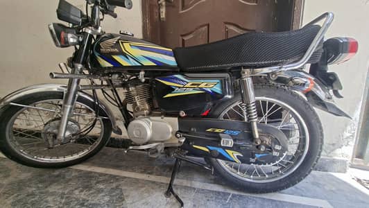 CG 125 | Red | 2021 | Like New Look