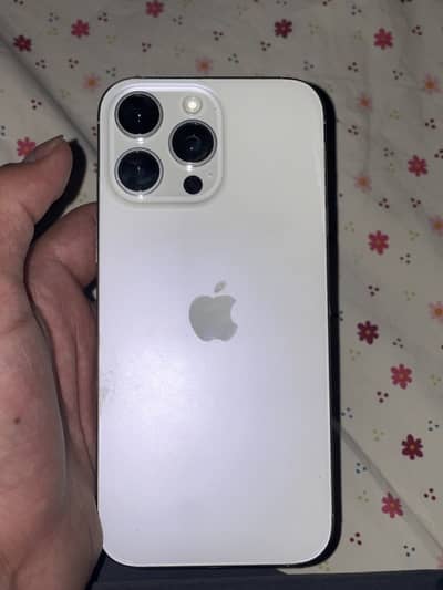 Apple iPhone 16 Pro Max