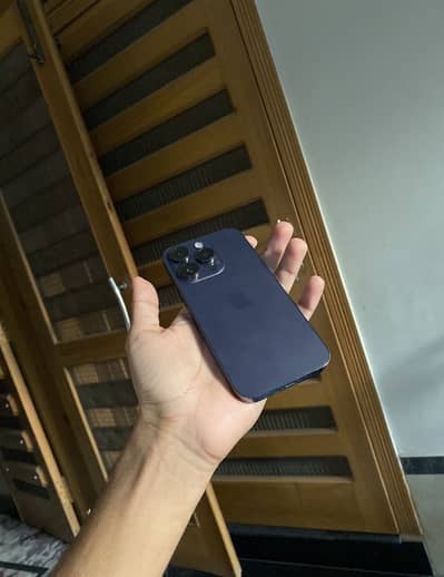 Apple iPhone 14 Pro Factory Unlocked
