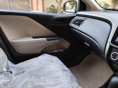 Honda City IVTEC 2025