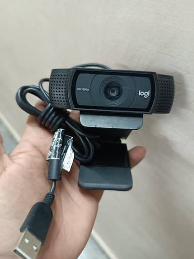 Logitech HD 1080p Carl Zeiss tesser 30fps webcam (c920 HD Pro)