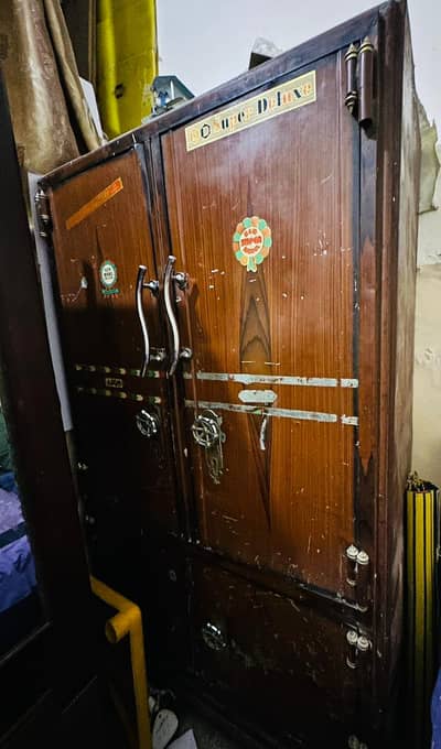 Super Deluxe Heavy Duty Iron Safe Almari (2 Door)