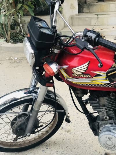 UNIQUE 125 Euro (2016 model) Smooth Running