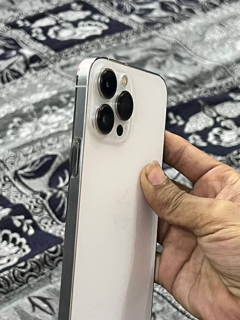 iphone 13 pro max 5