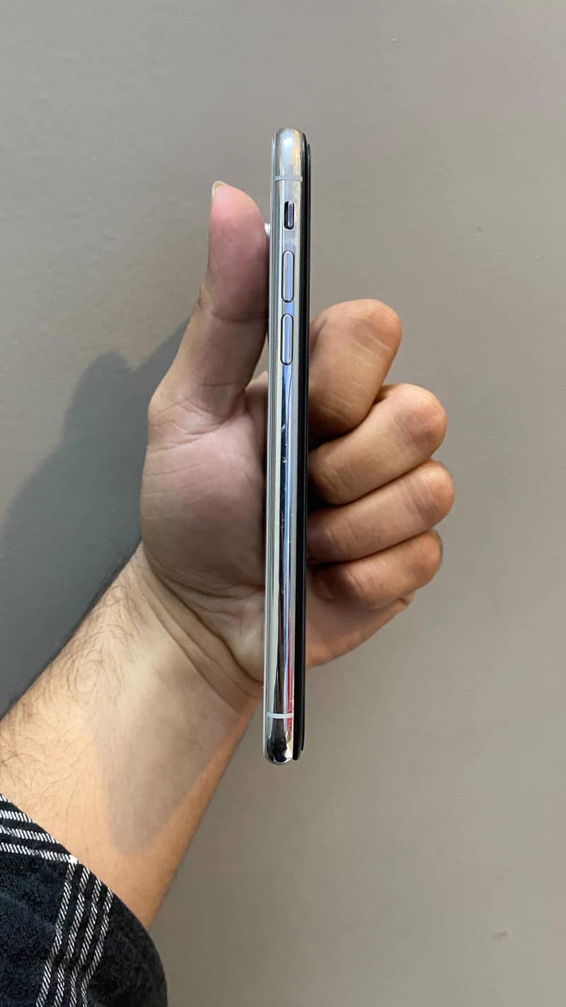 IPHONE X 0