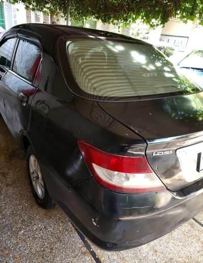 Honda City IDSI 2005 mostly genuine