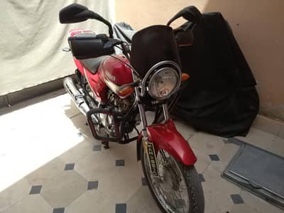 YAMAHA YBZ 125 IN EXCELLENT CONDITION , JUST BUY AND DRIVE