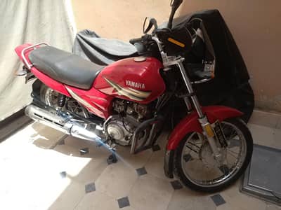 YAMAHA YBZ 125 IN EXCELLENT CONDITION , JUST BUY AND DRIVE
