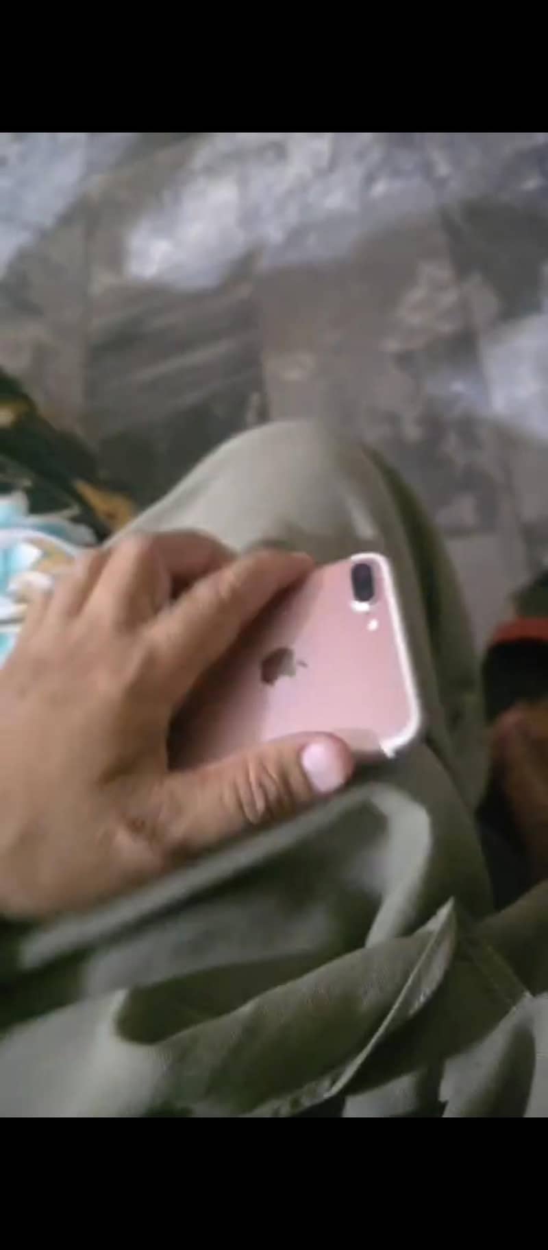 Apple iPhone 7 Plus 2