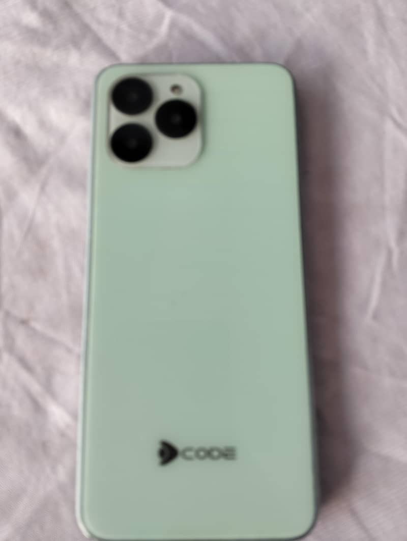 Dcode Cygnal 3 Pro  ram  4+4   room 128 gb 1